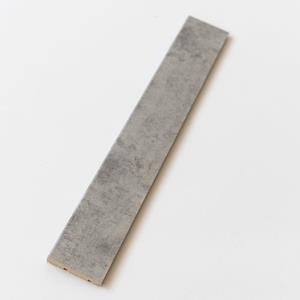 DecoMode hoge plint Berlijn 240x6cm 12mm