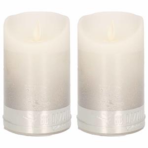 2x Zilver/witte Led kaarsen/stompkaarsen 12,5 cm -