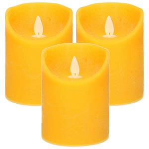 Anna's Collection 3x Oker gele LED kaarsen / stompkaarsen met bewegende vlam 10 cm -