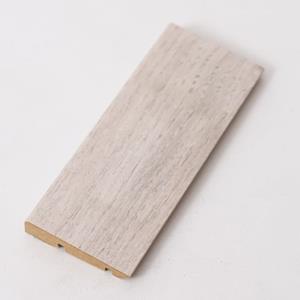Quick-Step hoge muurplint:Mesa Light Grey 12x60mm 240cm