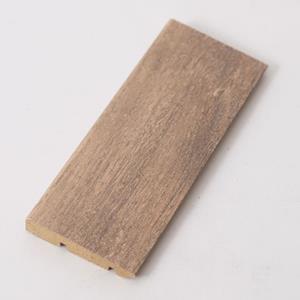 Quick-Step hoge muurplint:Somoto Brown Oak 12x60mm 240cm