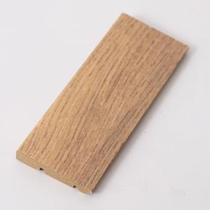 Quick-Step hoge muurplint:Modesto Nat Oak 12x60mm 240cm