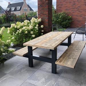 Industrielemeubelshop Steigerhouten picknicktafel Arthur met industrieel frame