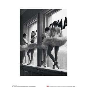 Pyramid Kunstdruk Time Life Ballerinas in Window 30x40cm