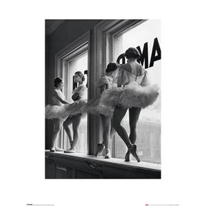 Pyramid Kunstdruk Time Life Ballerinas in Window 60x80cm