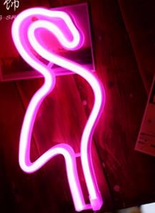 Groenovatie LED Neon Wandlamp Flamingo, Op Batterijen en USB, 29x14x2cm, Roze