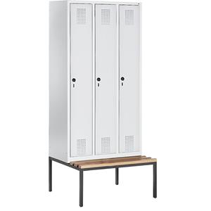 C+P EVOLO garderobekast, met ondergebouwde zitbank, 3 vakken, vakbreedte 300 mm, lichtgrijs