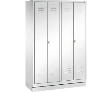 C+P CLASSIC Garderobenschrank mit Sockel, zueinander schlagende Türen, 4 Abteile, Abteilbreite 300 mm, verkehrsweiß