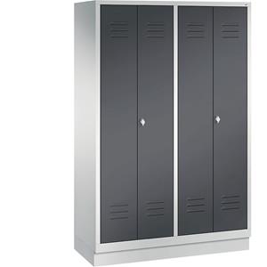 C+P CLASSIC Garderobenschrank mit Sockel, zueinander schlagende Türen, 4 Abteile, Abteilbreite 300 mm, lichtgrau / schwarzgrau