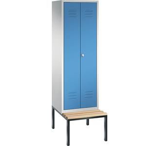 C+P CLASSIC Garderobenschrank mit untergebauter Sitzbank, zueinander schlagende Türen, 2 Abteile, Abteilbreite 300 mm, lichtgrau / lichtblau