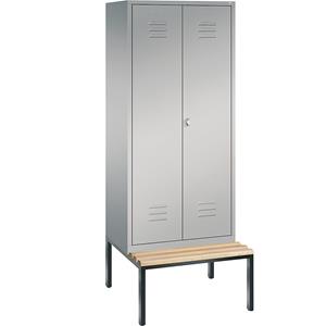 C+P CLASSIC Garderobenschrank mit untergebauter Sitzbank, zueinander schlagende Türen, 2 Abteile, Abteilbreite 400 mm, weißaluminium