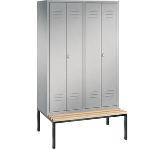 C+P CLASSIC Garderobenschrank mit untergebauter Sitzbank, zueinander schlagende Türen, 4 Abteile, Abteilbreite 300 mm, weißaluminium