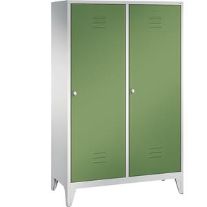 C+P CLASSIC Garderobenschrank mit Füßen, Tür über 2 Abteile, 4 Abteile, Abteilbreite 300 mm, lichtgrau / resedagrün