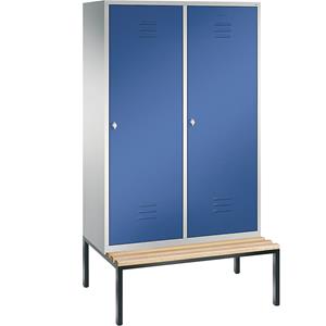 C+P CLASSIC Garderobenschrank mit untergebauter Sitzbank, Tür über 2 Abteile, 4 Abteile, Abteilbreite 300 mm, lichtgrau / enzianblau