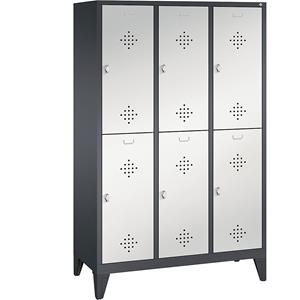 C+P CLASSIC Garderobenschrank mit Füßen, doppelstöckig, 3 Abteile, je 2 Fächer, Abteilbreite 400 mm, schwarzgrau / lichtgrau
