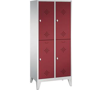 C+P CLASSIC Garderobenschrank mit Füßen, doppelstöckig, 2 Abteile, je 2 Fächer, Abteilbreite 400 mm, lichtgrau / rubinrot