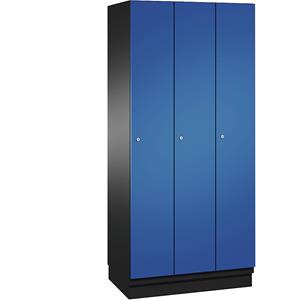 C+P CAMBIO garderobekast met plaatstalen deuren, 3 vakken, breedte 900 mm, kastframe zwartgrijs / deur gentiaanblauw