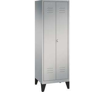 C+P Opbergkast CLASSIC met poten, naar elkaar toe zwenkende deuren, 1 afdeling, afdelingsbreedte 600 mm, blank aluminiumkleurig