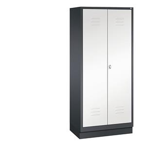 C+P CLASSIC Geräteschrank mit Sockel, 2 Abteile, Abteilbreite 400 mm, schwarzgrau / verkehrsweiß