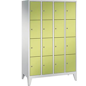C+P CLASSIC Fächerschrank mit Füßen, 4 Abteile, je 4 Fächer, Abteilbreite 300 mm, lichtgrau / viridingrün