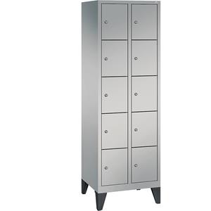 C+P CLASSIC Fächerschrank mit Füßen, 2 Abteile, je 5 Fächer, Abteilbreite 300 mm, weißaluminium