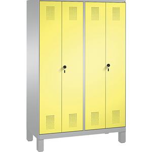 C+P EVOLO Garderobenschrank, zueinander schlagende Türen, 4 Abteile, Abteilbreite 300 mm, mit Füßen, weißaluminium / schwefelgelb