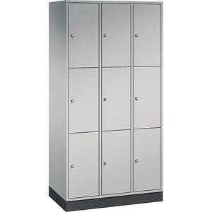 C+P INTRO stalen lockerkast, vakhoogte 580 mm, b x d = 920 x 500 mm, 9 vakken, kastframe blank aluminiumkleurig, deuren blank aluminiumkleurig