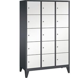 C+P CLASSIC Fächerschrank mit Füßen, 3 Abteile, je 5 Fächer, Abteilbreite 400 mm, schwarzgrau / verkehrsweiß