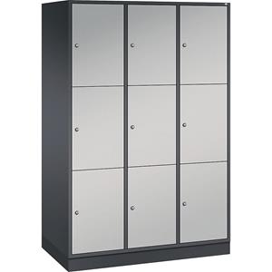 C+P INTRO stalen lockerkast, vakhoogte 580 mm, b x d = 1220 x 600 mm, 9 vakken, kastframe zwartgrijs, deuren blank aluminiumkleurig
