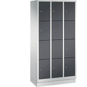 C+P CLASSIC Fächerschrank mit Sockel, 3 Abteile, je 4 Fächer, Abteilbreite 300 mm, lichtgrau / schwarzgrau