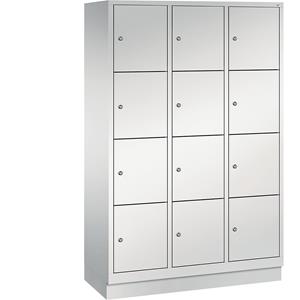 C+P CLASSIC Fächerschrank mit Sockel, 3 Abteile, je 4 Fächer, Abteilbreite 400 mm, lichtgrau