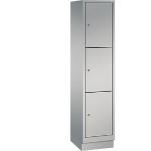 C+P Vakkenkast CLASSIC met sokkel, 1 afdeling, 3 vakken, afdelingsbreedte 400 mm, blank aluminiumkleurig