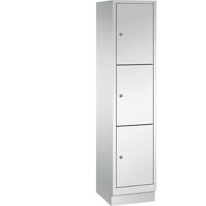 C+P CLASSIC Fächerschrank mit Sockel, 1 Abteil, 3 Fächer, Abteilbreite 400 mm, lichtgrau