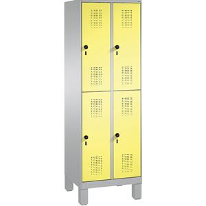 C+P EVOLO Garderobenschrank, doppelstöckig, mit Füßen, 2 Abteile, je 2 Fächer, Abteilbreite 300 mm, weißaluminium / schwefelgelb