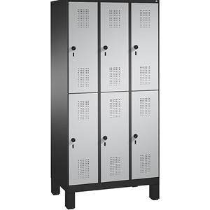C+P EVOLO Garderobenschrank, doppelstöckig, mit Füßen, 3 Abteile, je 2 Fächer, Abteilbreite 300 mm, schwarzgrau / weißaluminium