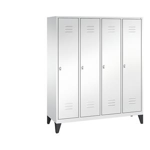 C+P CLASSIC Garderobenschrank mit Füßen, 4 Abteile, Abteilbreite 400 mm, verkehrsweiß