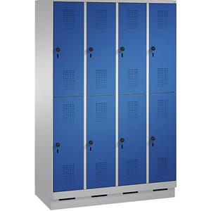 C+P EVOLO Garderobenschrank, doppelstöckig, mit Sockel, 4 Abteile, je 2 Fächer, Abteilbreite 300 mm, weißaluminium / enzianblau