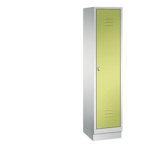 C+P CLASSIC Garderobenschrank mit Sockel, 1 Abteil, Abteilbreite 400 mm, lichtgrau / viridingrün