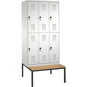 C+P EVOLO Garderobenschrank, doppelstöckig, mit Sitzbank, 3 Abteile, je 2 Fächer, Abteilbreite 300 mm, lichtgrau