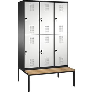 C+P EVOLO Garderobenschrank, doppelstöckig, mit Sitzbank, 3 Abteile, je 2 Fächer, Abteilbreite 400 mm, schwarzgrau / lichtgrau