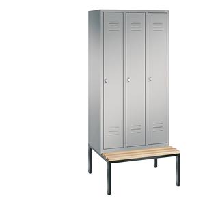 C+P CLASSIC Garderobenschrank mit untergebauter Sitzbank, 3 Abteile, Abteilbreite 300 mm, weißaluminium