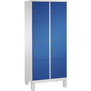C+P EVOLO Fächerschrank, mit Füßen, 2 Abteile, je 4 Fächer, Abteilbreite 400 mm, lichtgrau / enzianblau