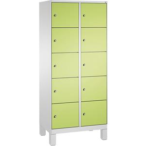 C+P EVOLO Fächerschrank, mit Füßen, 2 Abteile, je 5 Fächer, Abteilbreite 400 mm, lichtgrau / viridingrün