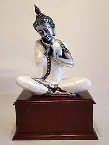 Urnwebshop Thaise Serenity Boeddha op Hardhouten Asbox (2.4 of 3 liter)