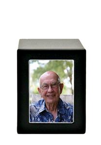Urnwebshop Mediumgrote MDF Photobox Urn Zwart-Satijn (1.5 liter)