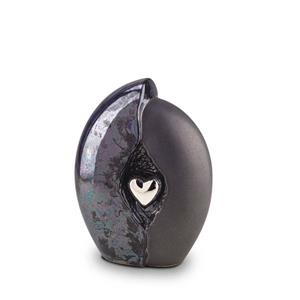 Urnwebshop Kleine Keramische Urn Oiled Blue, Smoked Silver Hart (2.2 liter)
