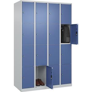 C+P Lockerkast Classic PLUS, 4 compartimenten, lichtgrijs / verblauw, b = 1200 mm, 16 vakken, met voetdoppen