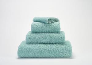 Abyss & Habidecor Super Pile Gastendoekje 30x50 235 ice