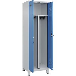 Multifunctionele lockerkast Evolo PLUS, 1 compartiment, scheidingswand ingekort, lichtgrijs / lichtblauw, b = 600 mm, met brede voeten, veiligheidsdraaigrendel
