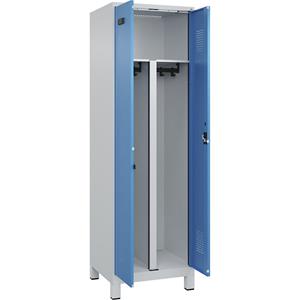 Multifunctionele lockerkast Evolo PLUS, 1 compartiment, scheidingswand ingekort, lichtgrijs / lichtblauw, b = 600 mm, met brede voeten, cilinderslot